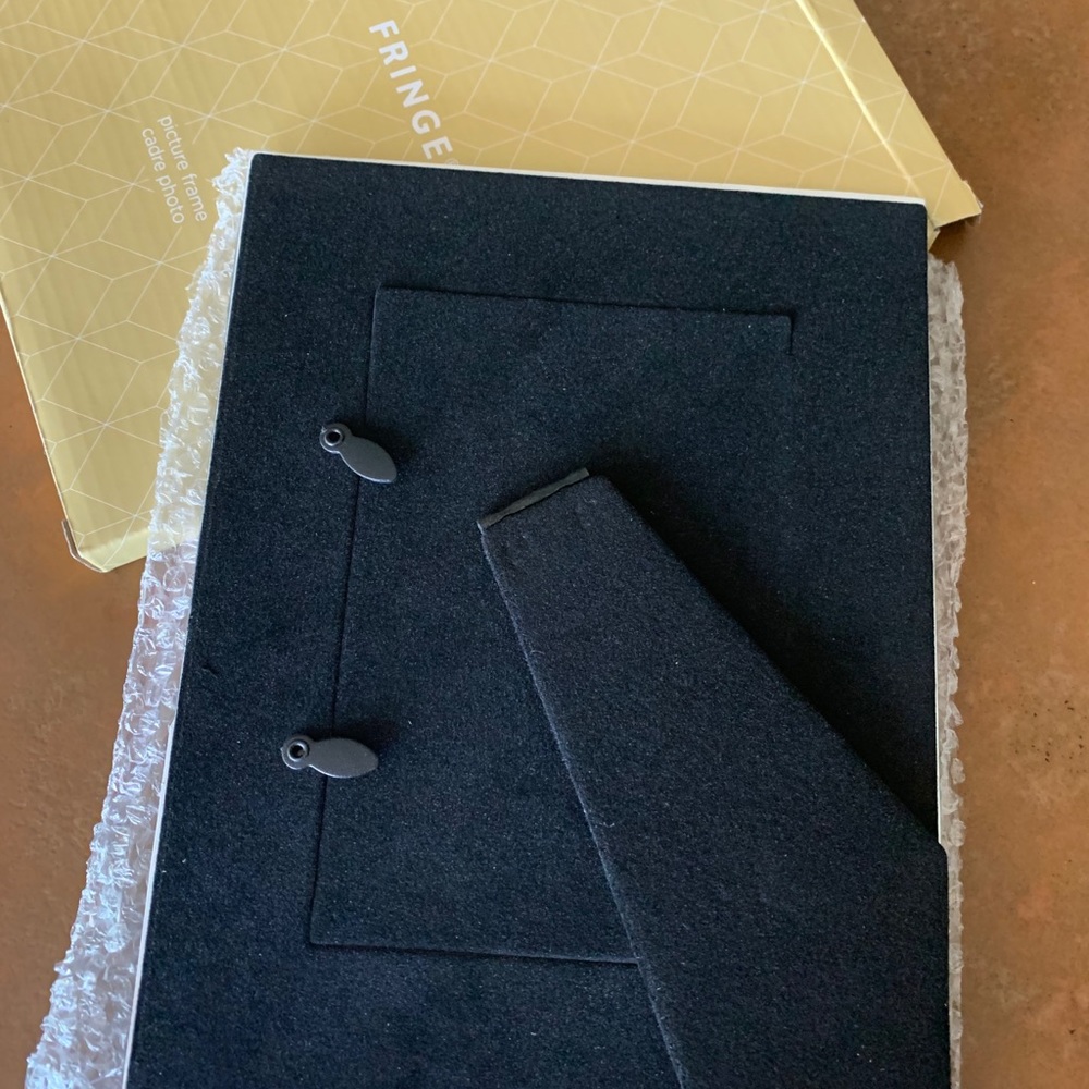 Geometric Picture Frame - Picture 2 of 3